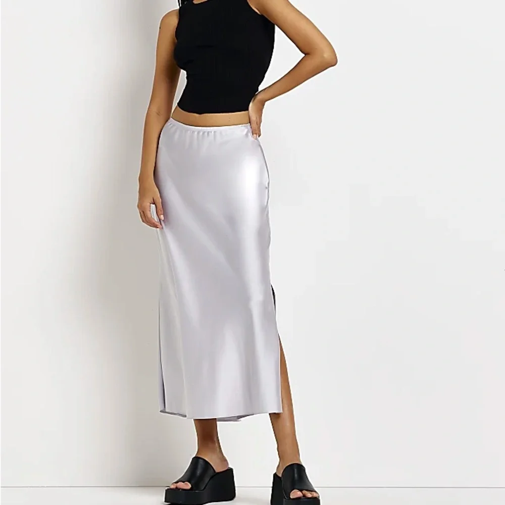 River Island Bias Cut Satin Skirt - Picture 1 of 4